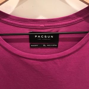 Pacsun Men’s T-Shirt “scalloped fit” purple plum